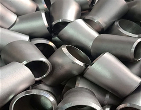 不銹鋼小口徑對(duì)焊同心大